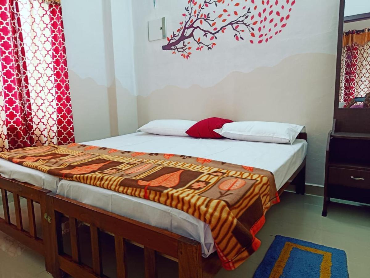 Tranquil Meadows Hues Apartment Kattappana Екстериор снимка